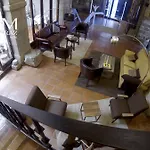 Palacio De Monjaraz 2*