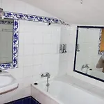 Hotel Palacio De Monjaraz 2*