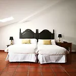 Palacio De Monjaraz Hotel Avila