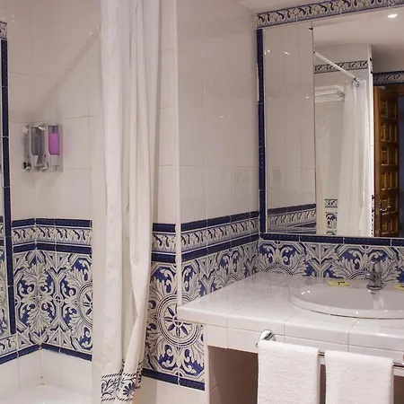 Palacio De Monjaraz Hotel Ávila