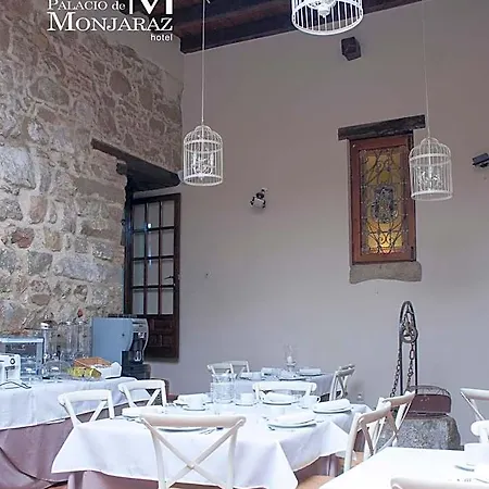 Palacio De Monjaraz