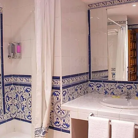 Otel Palacio De Monjaraz