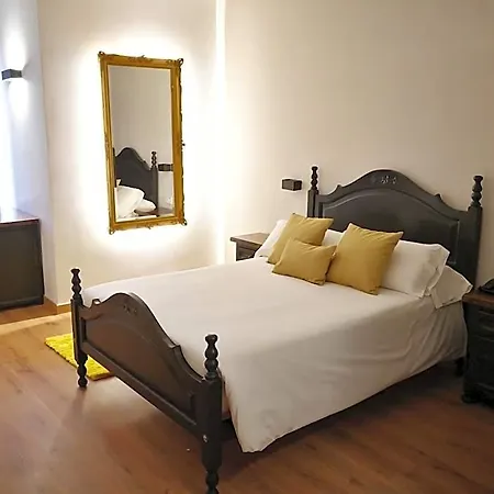 Palacio De Monjaraz Otel Ávila