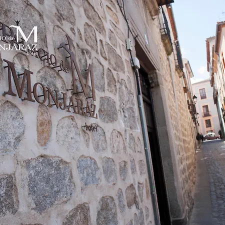Hotel Palacio De Monjaraz 2*