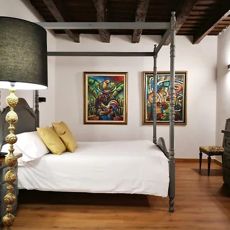 Palacio De Monjaraz Otel