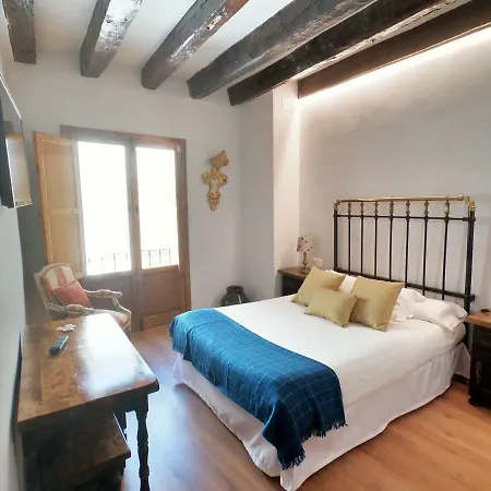 מלון Palacio De Monjaraz 2*