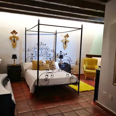 Palacio De Monjaraz מלון 2*