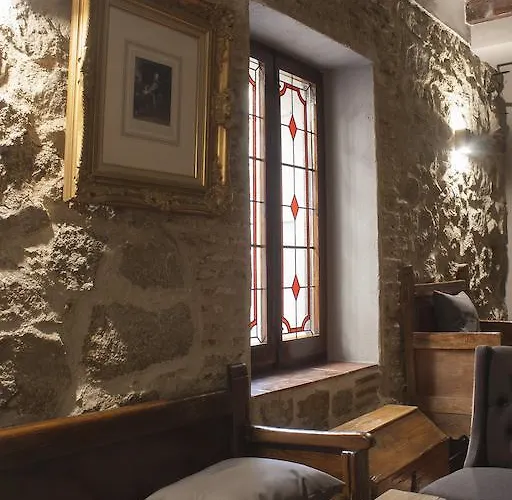 Palacio De Monjaraz 2*