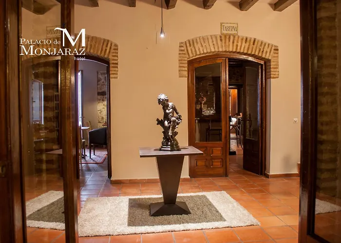 Palacio De Monjaraz Hotel Ávila