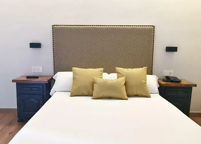 Palacio De Monjaraz Hotel Ávila