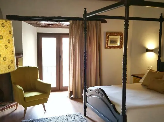 Palacio De Monjaraz 2* Ávila